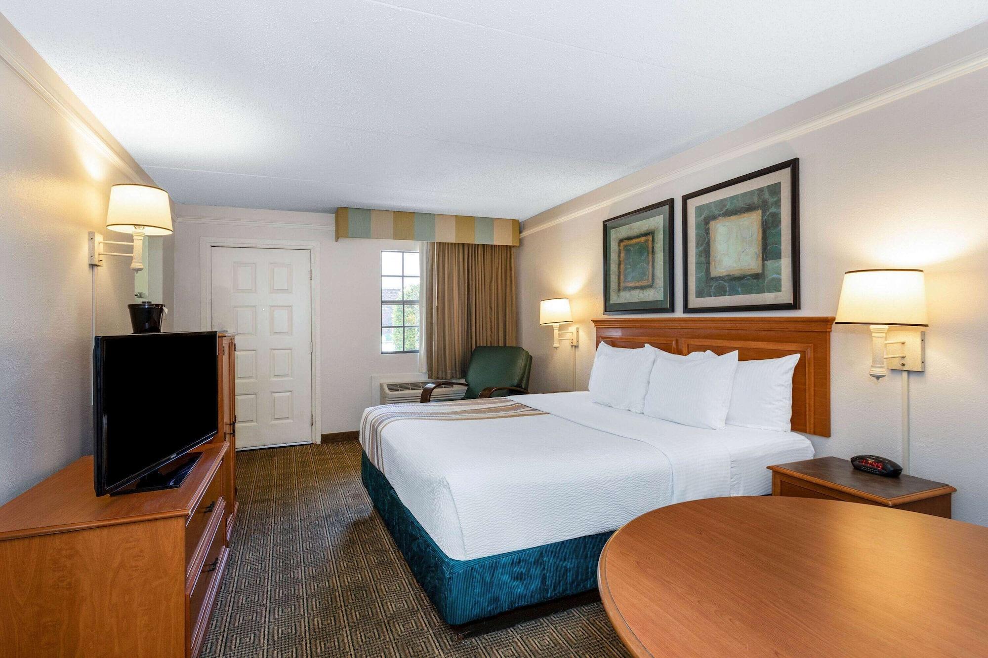 La Quinta Inn By Wyndham Tallahassee North Экстерьер фото